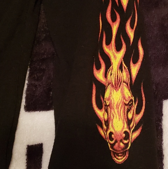 Women's Top - Picture 3 of 4